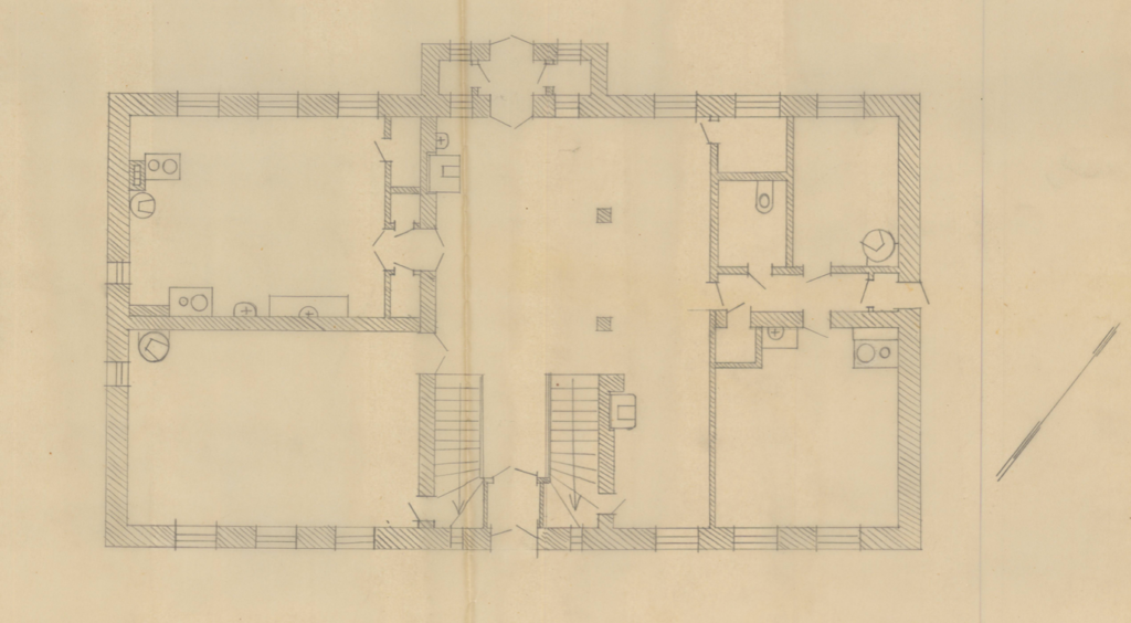 Ensimmäisen kerroksen vanha pohjapiirustus.